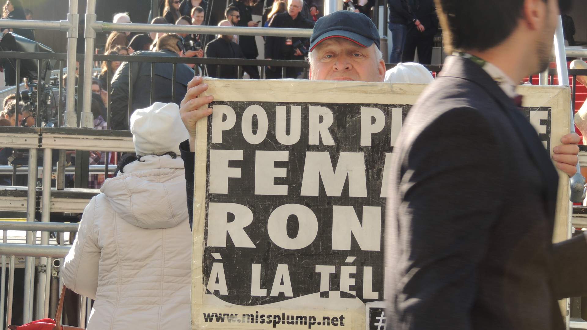 José Breton qui manifeste au gala artis 2016